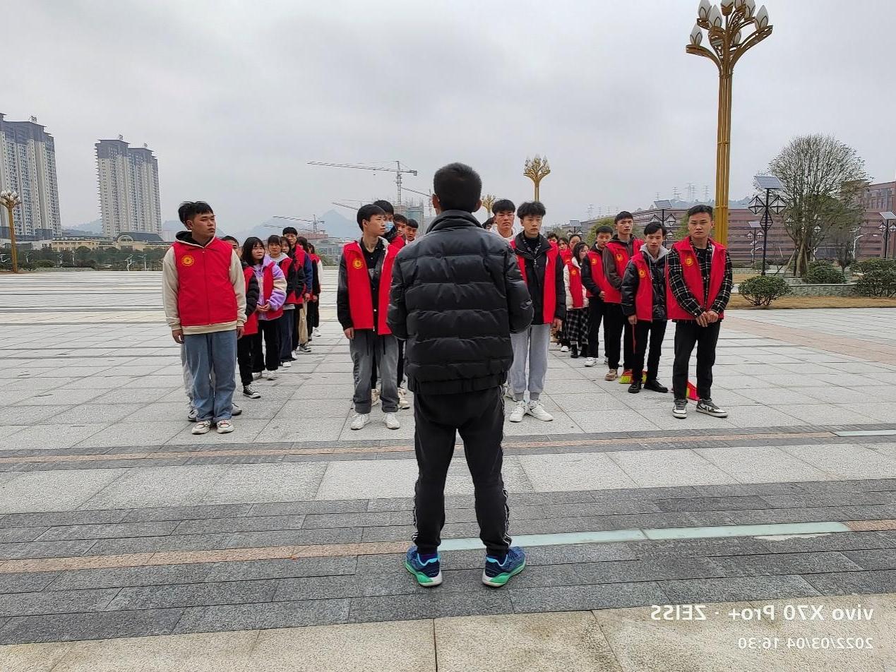 电气工程系学生党支部开展“学雷锋，我们在行动”活动